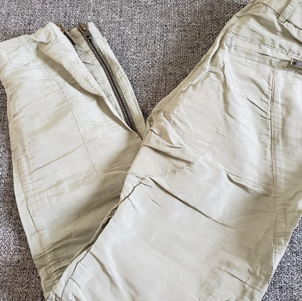 Womans Pants - image 1